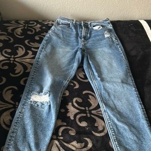 Stretch Ripped Jeans